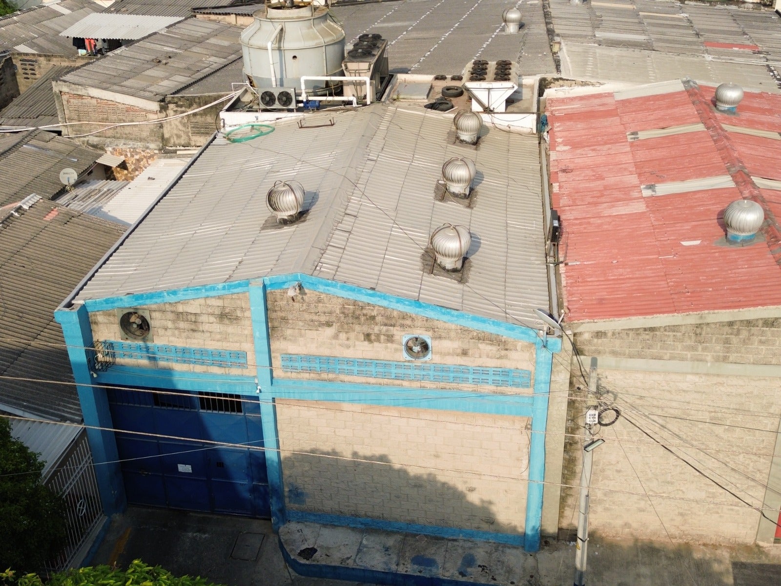 La fábrica se llama Velepack S.A.S, ubicada en Barrio Abajo.