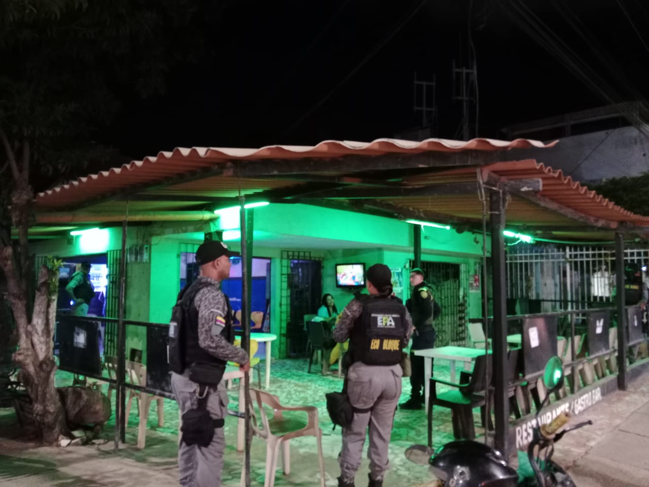 Suspenden locales en Cartagena