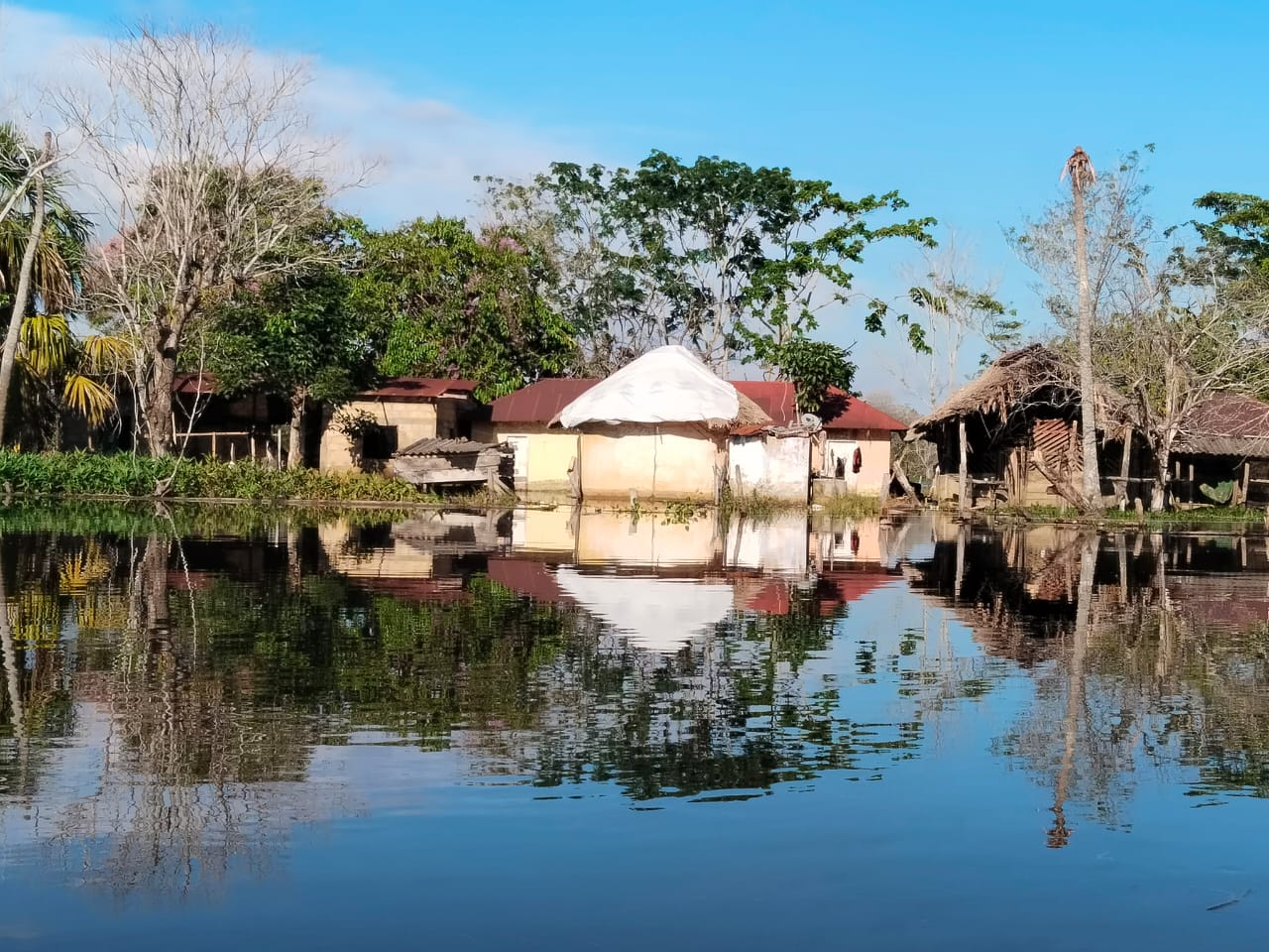 Son miles de damnificados que claman ayudas humanitarias