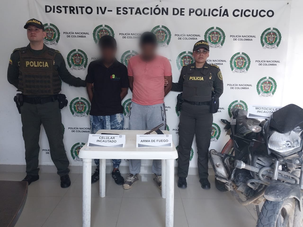 Capturan a dos manes por hurto agravado y porte ilegal de arma en Cicuco Bolívar