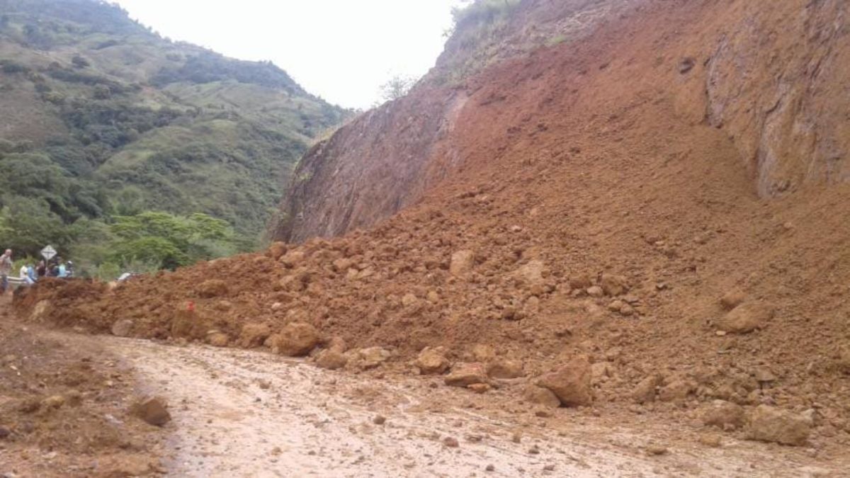 Afectaciones en municipios por deslizamientos de tierra