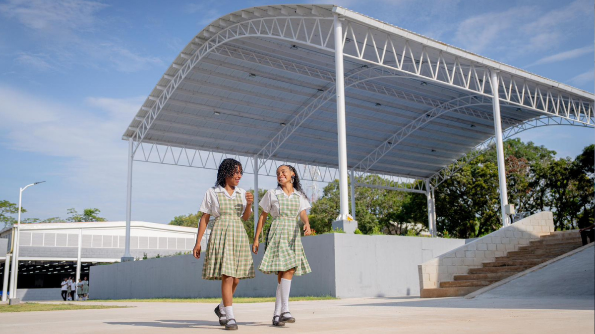 Megacolegio en San Martín de Loba