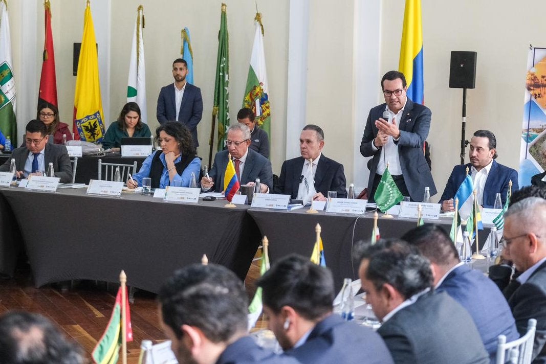 Encuentro de gobernadores con congresistas