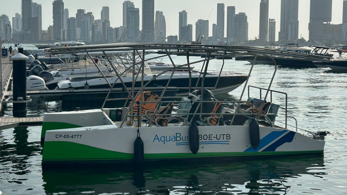 UTB lanza transporte acuático en Cartagena