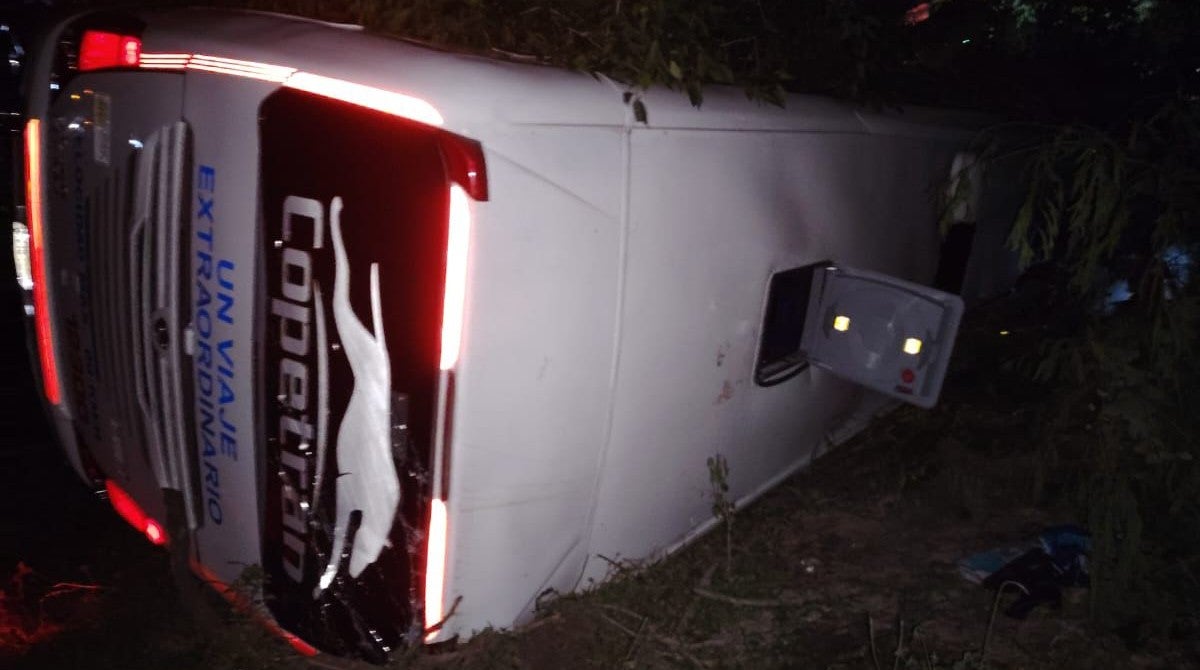 Los heridos fueron trasladados a centros asistenciales cercanos.