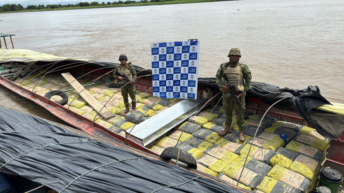 Incautación cemento y ACPM.