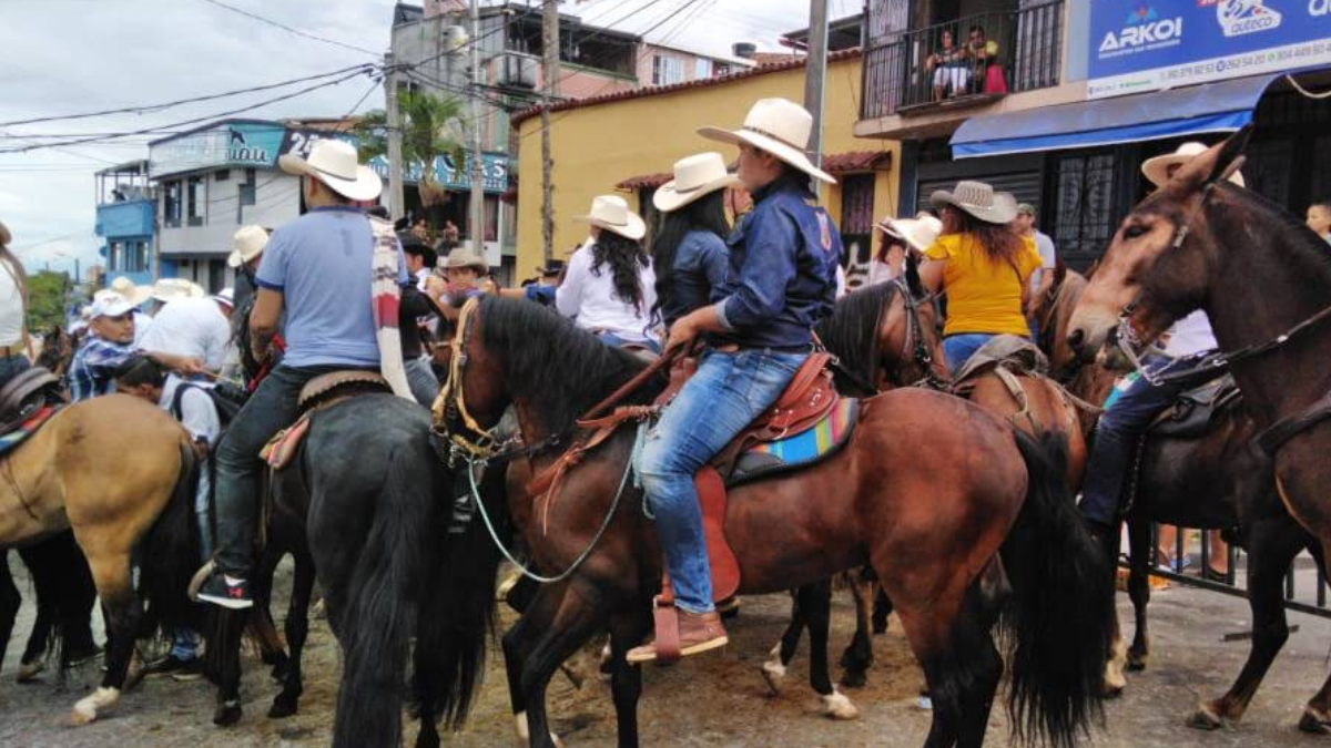 Cabalgata de Velitas en Cartagena
