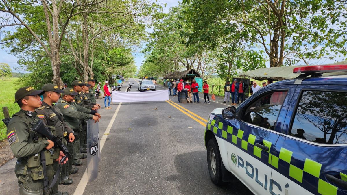 Los bloqueos completan tres días