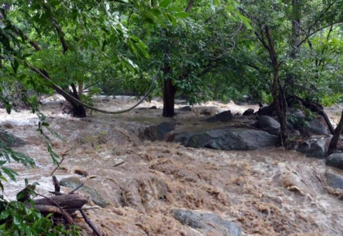 Emiten alerta naranja en Santa Marta por creciente súbita de los ríos