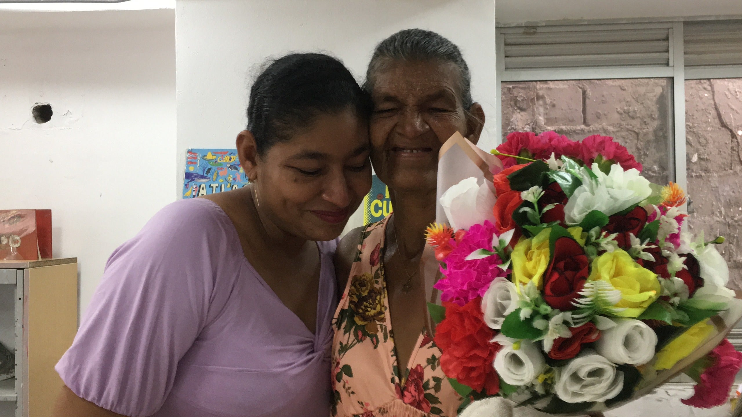 Reencuentro madre e hija en Bolívar