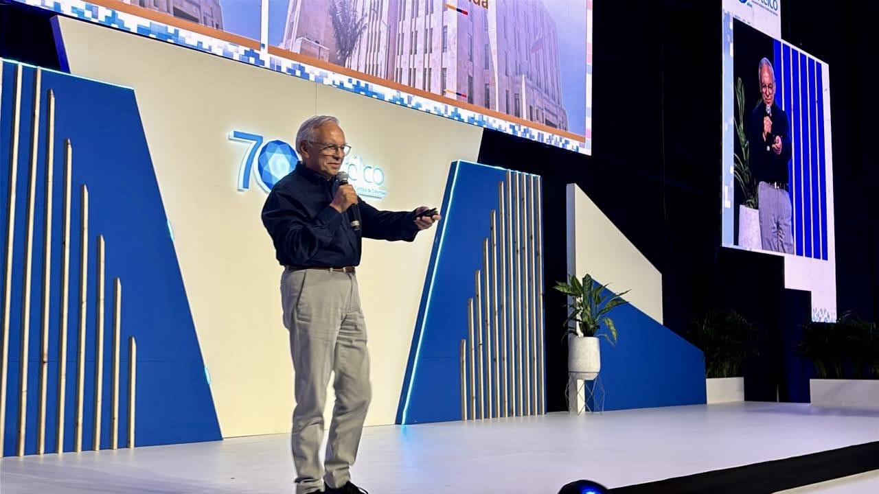 Indicó que la minería ha venido en retroceso