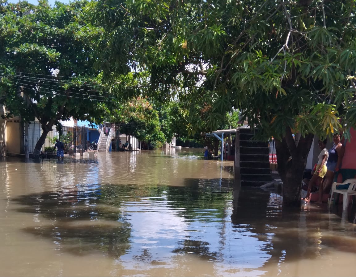 Hay preocupación en los habitantes de Riohacha por las lluvias que se avecinan.