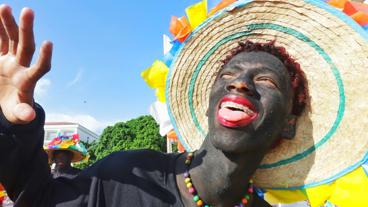 Comparsas en el Bando