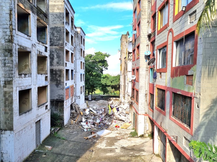 La zona permanece acordonada, con restricciones de ingreso