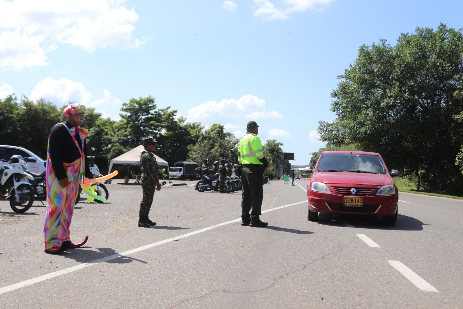 Autoridades permanecerán en las vías las 24 horas