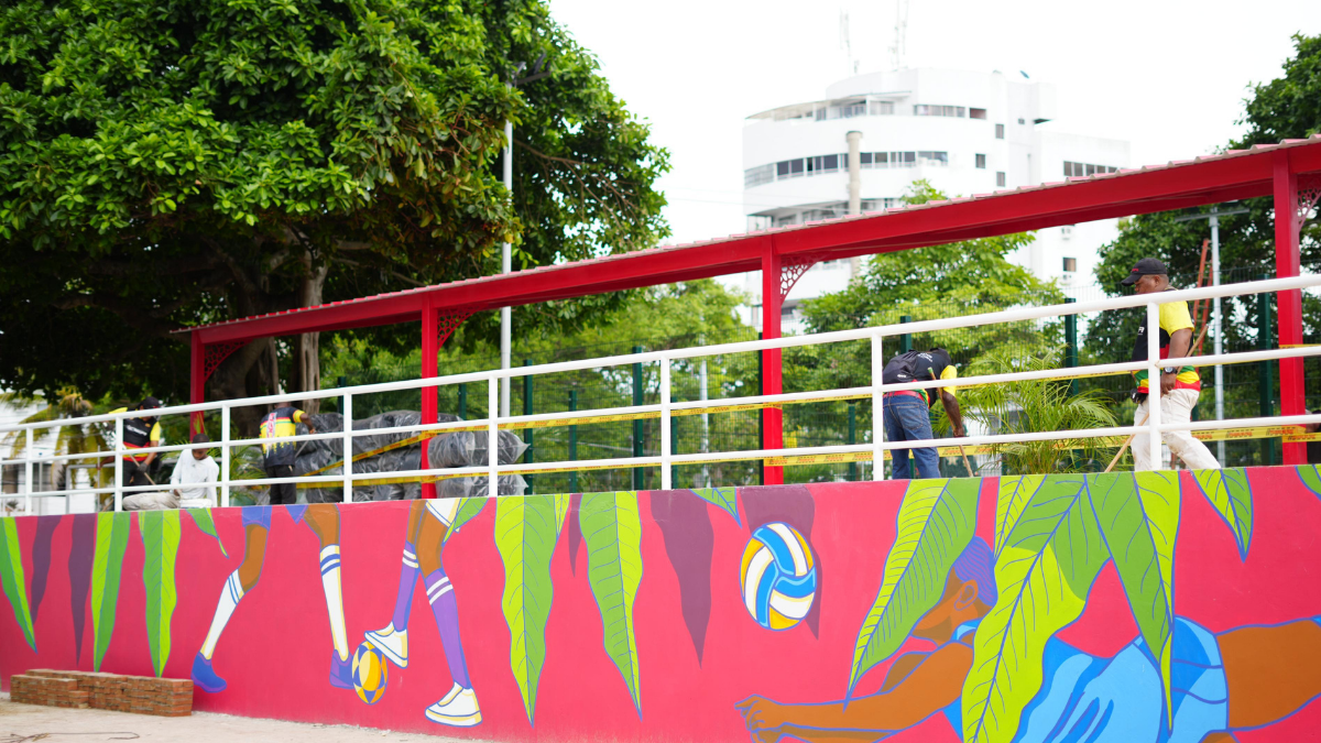 Parques HL Román y Lácides Segovia en Manga