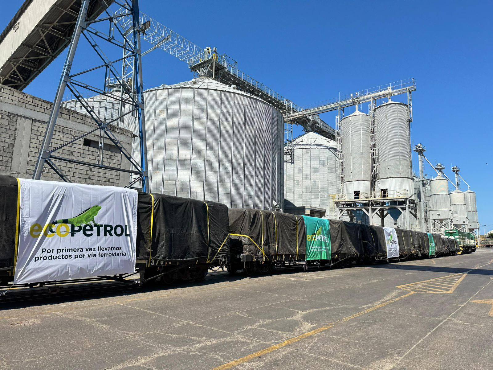 Más empresas se suman a la movilización de sus mercancías en tren para la exportación a través del Puerto de Santa Marta