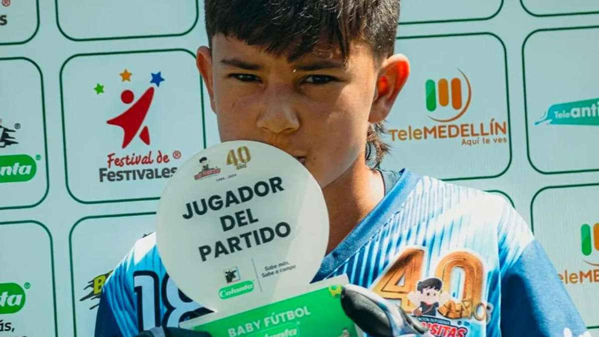 Oscar Álvarez el ángel del arco de Envigado para el titulo del Baby Fútbol