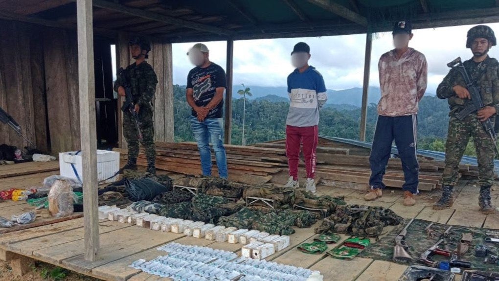 Capturados con material de guerra en el sur de Bolívar. Cartagena Enero 08