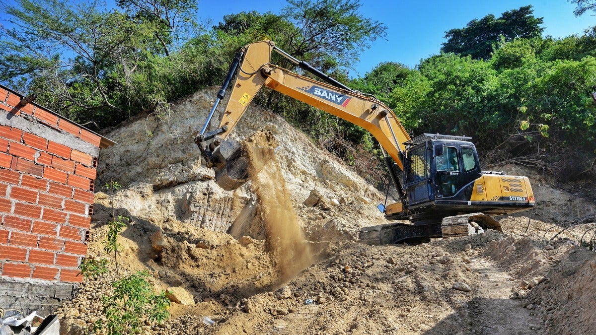 Deslizamiento de Tierra en Paseo de Bolívar