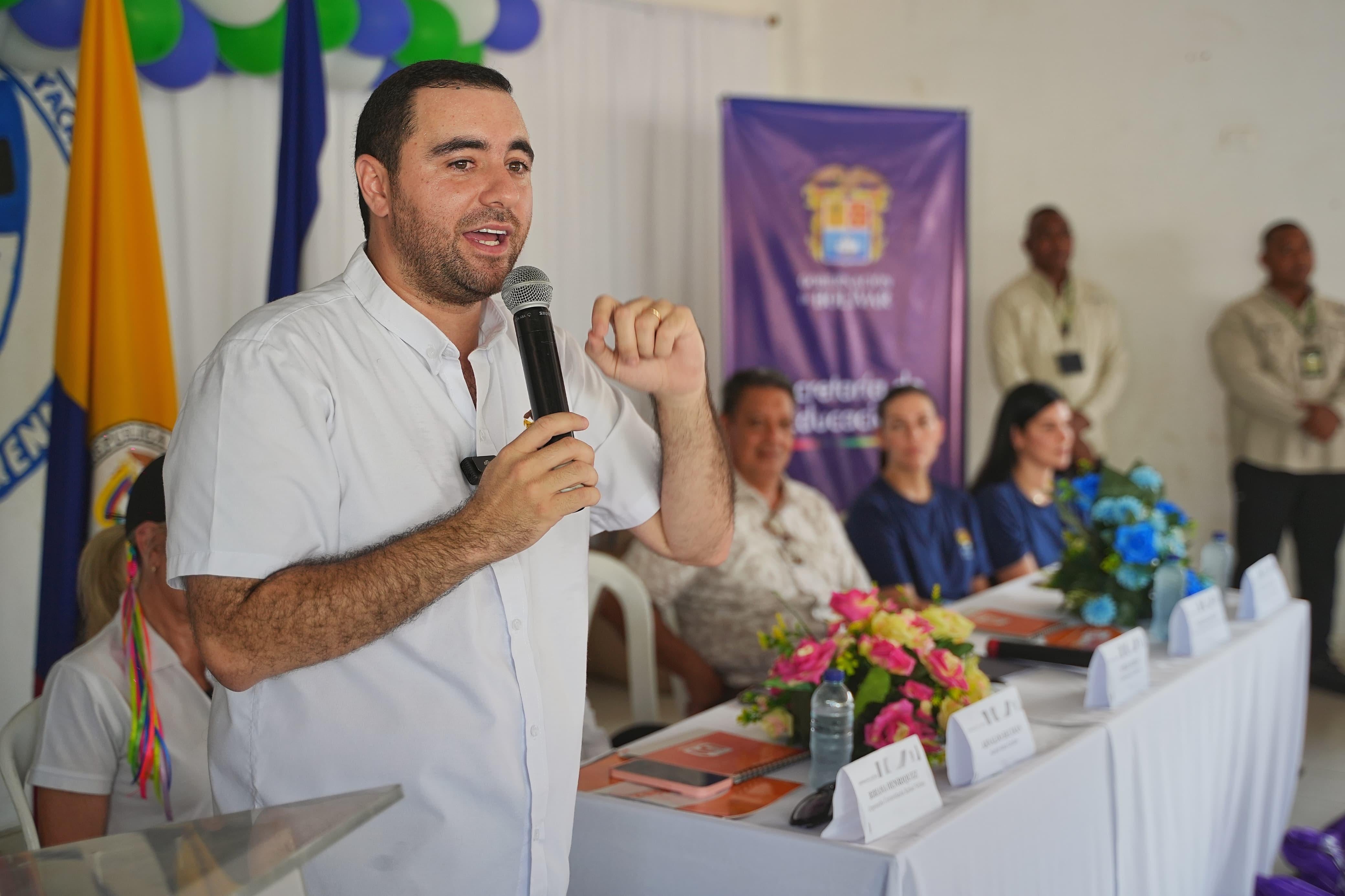 Gobernador Yamil Arana