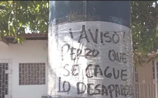 Las autoridades hicieron presencia en la zona y quitaron os carteles