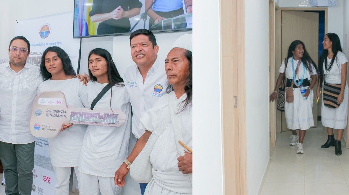 La edificación se encuentra a solo nueve minutos del campus universitario y cuenta con una infraestructura de 425 m² distribuidos en cuatro pisos.