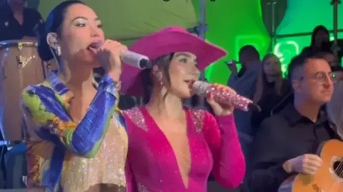 Ana del Castillo y Paola Jara