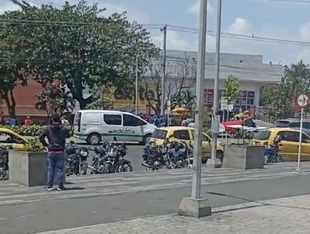La Policía habría intervenido en la zona logrando la captura de los presuntos ladrones