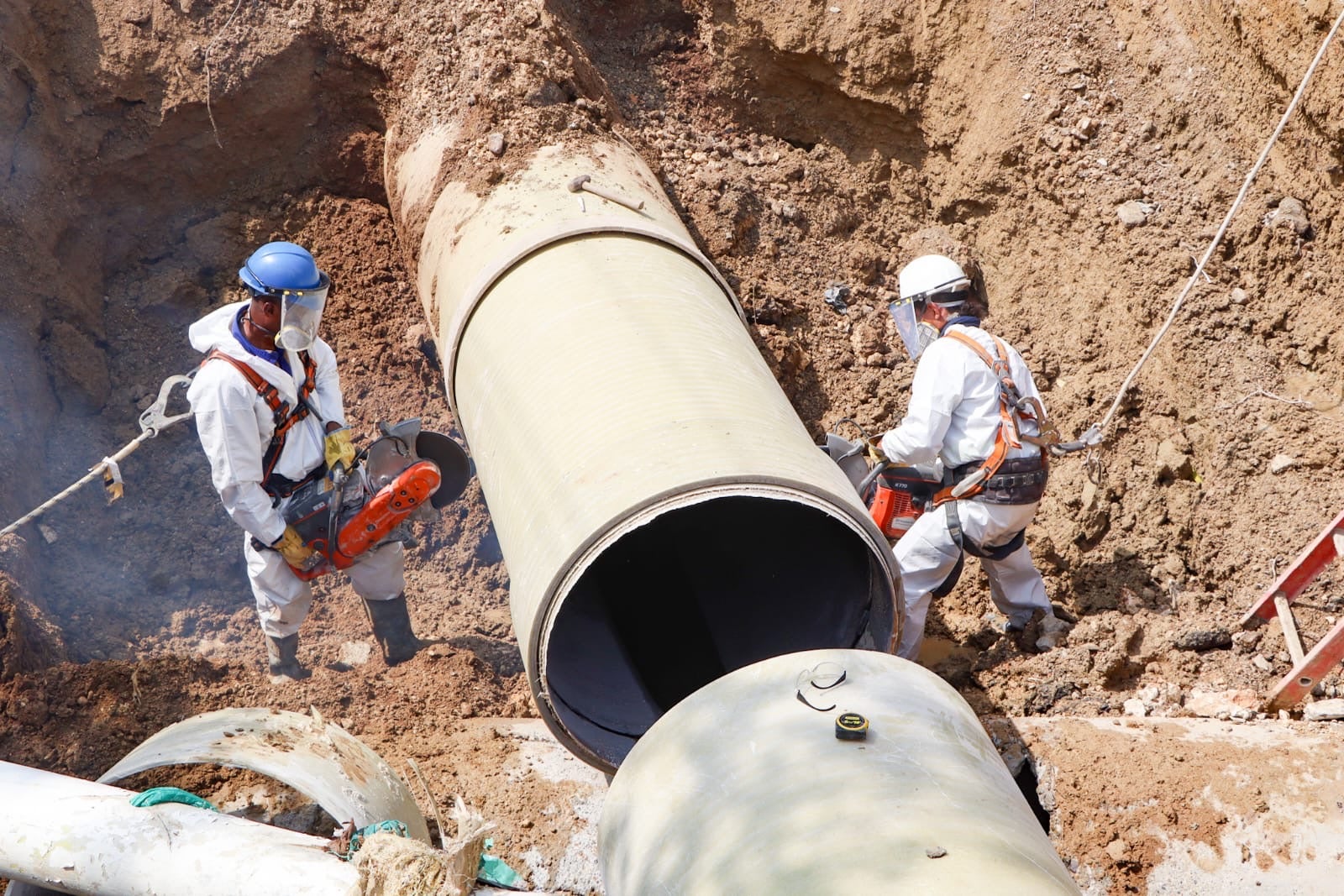 Rotura de tubo de Aguas de Cartagena
