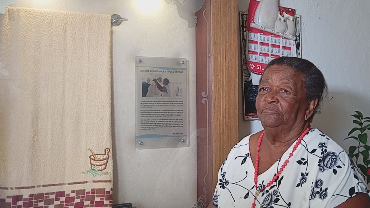 Lorenza Pérez desde su vivienda en el barrio San Francisco