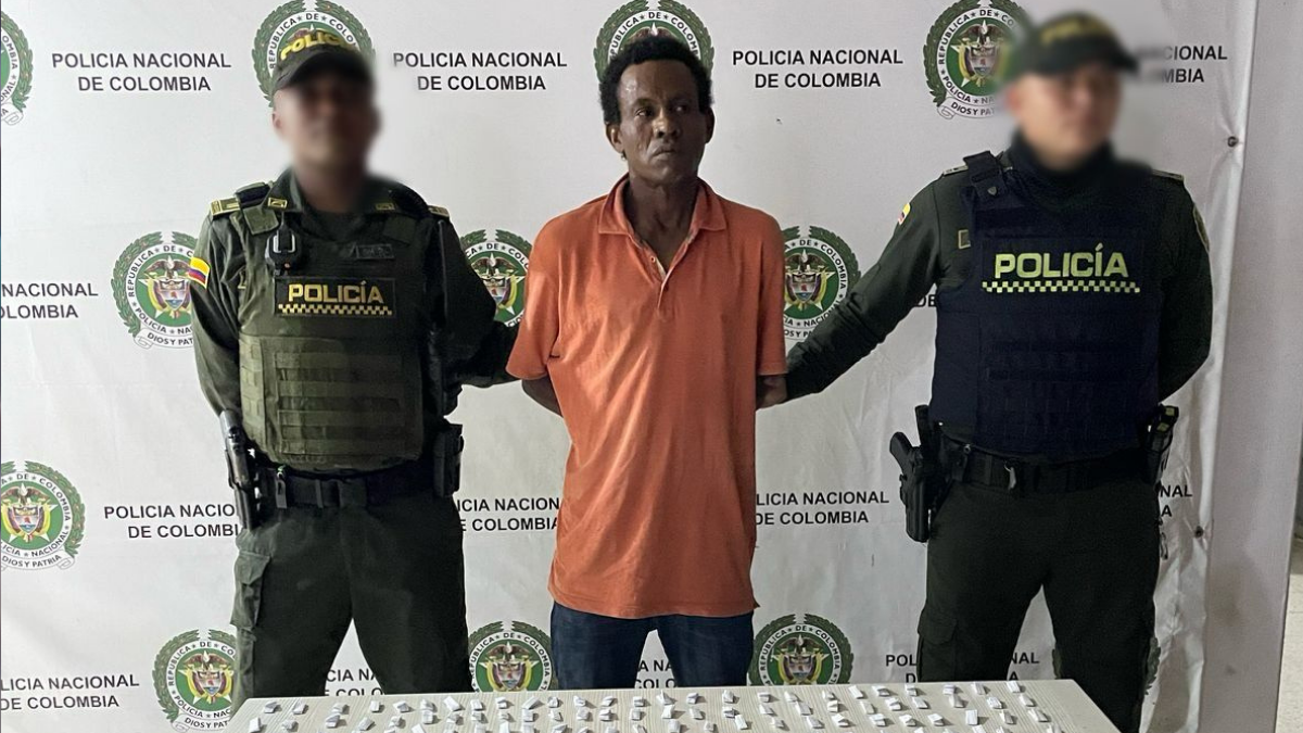 Capturan a tres presuntos distribuidores de drogas en Cartagena con apoyo de drones de alta tecnología