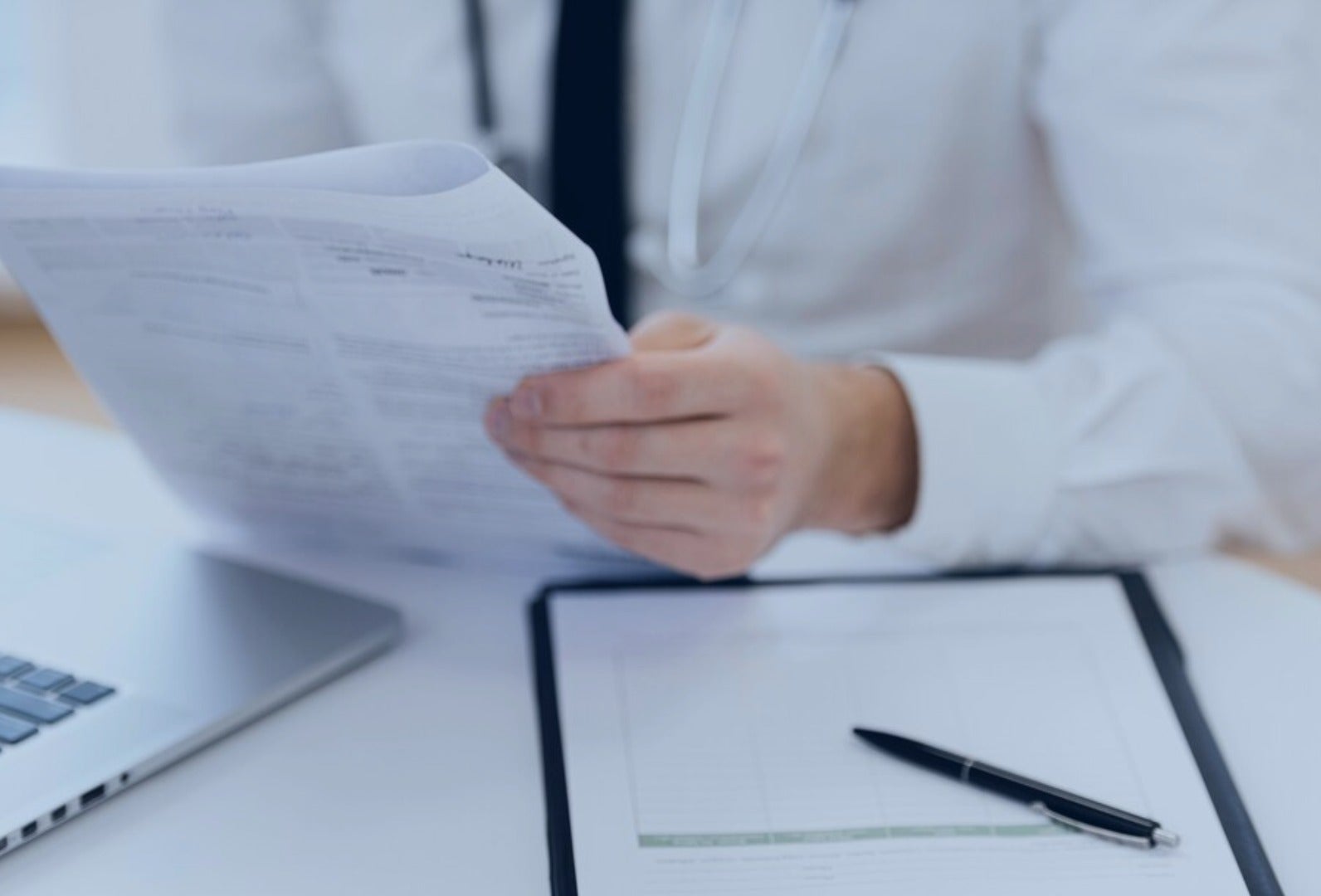 Procuraduría suspende al exgerente de la empresa Social del Estado San Antonio de Padua del municipio de Simiti, Bolívar