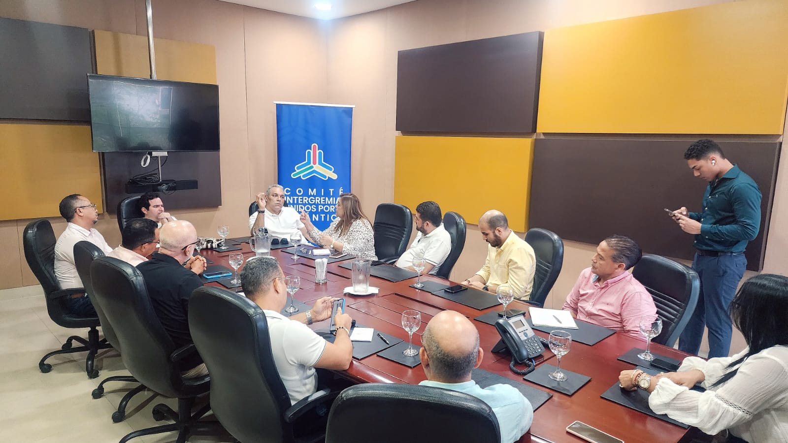 Preocupación por crisis financiera del sector eléctrico