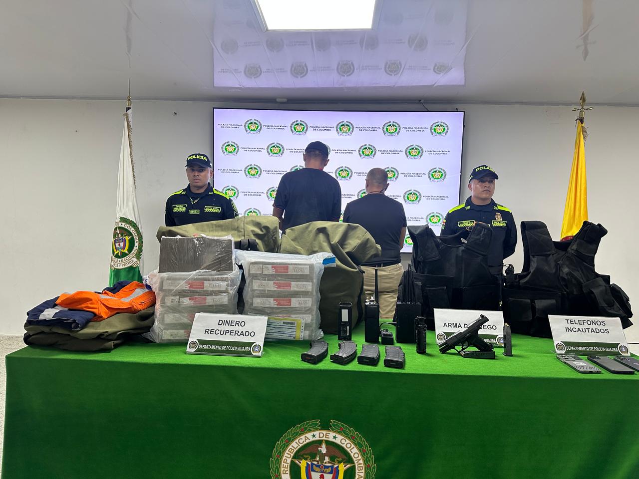 El robo se registró en la pista del aeropuerto internacional de Riohacha.