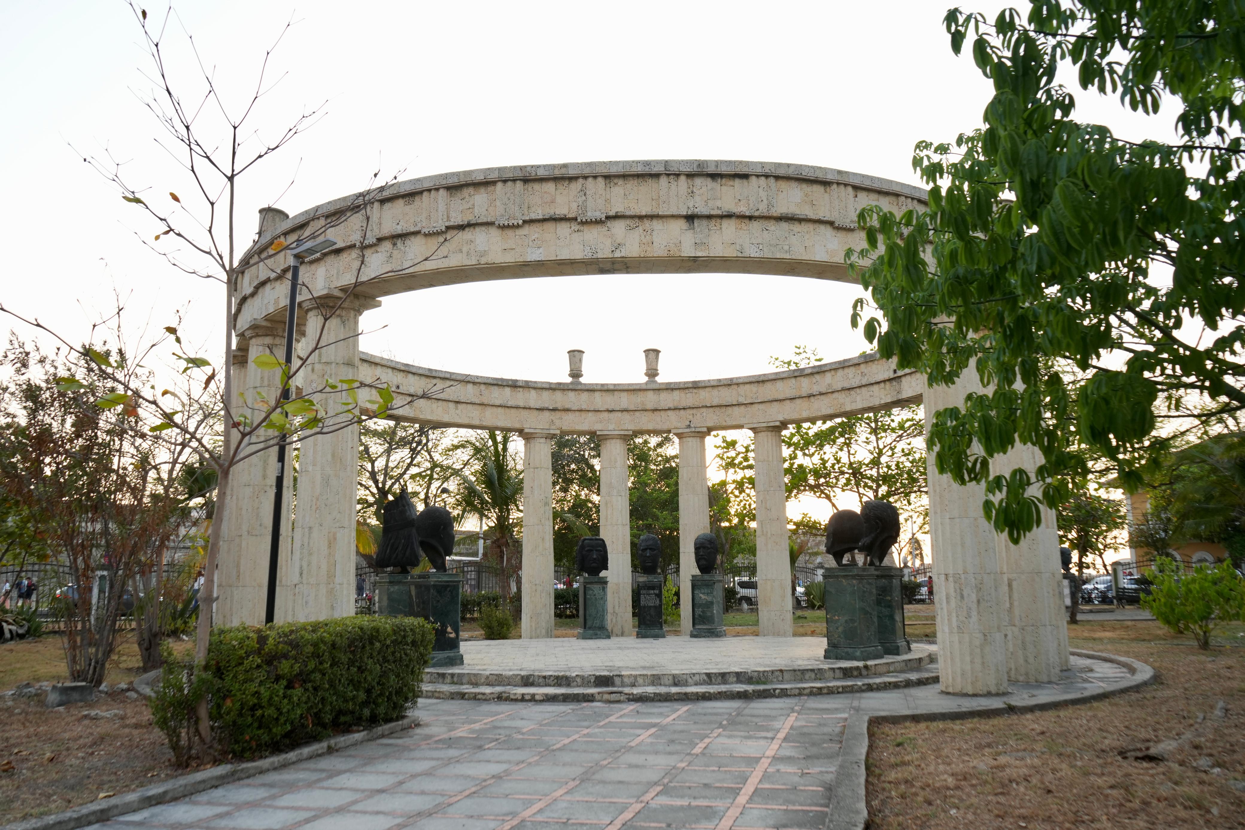 Alcaldía de Cartagena rescatará cinco parques icónicos