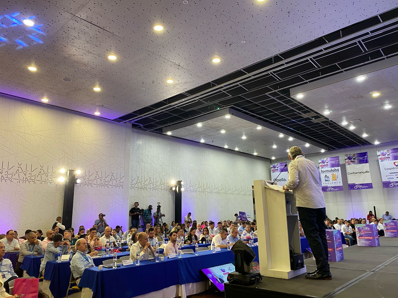 El sistema de salud adeuda a los gestores farmacéuticos más de 4 billones de pesos