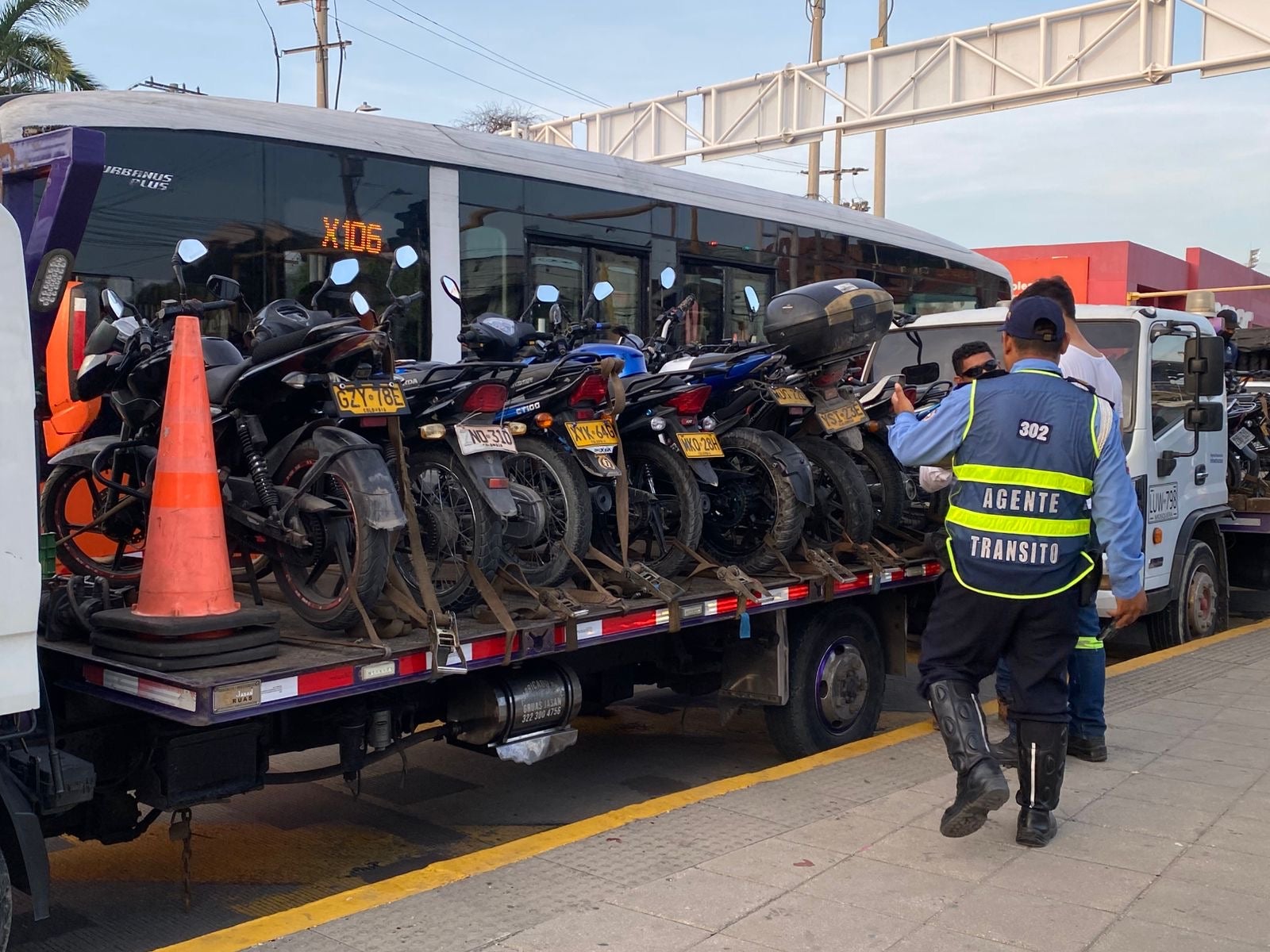 Motos inmovilizadas en Cartagena