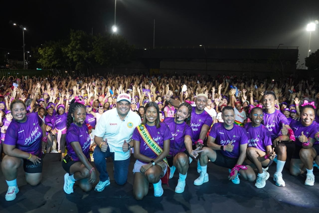 Fiesta en honor a las madres en Cartagena