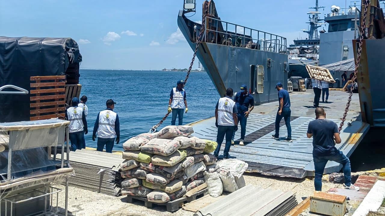 Ayudas humanitarias en islas Múcura - Cartagena