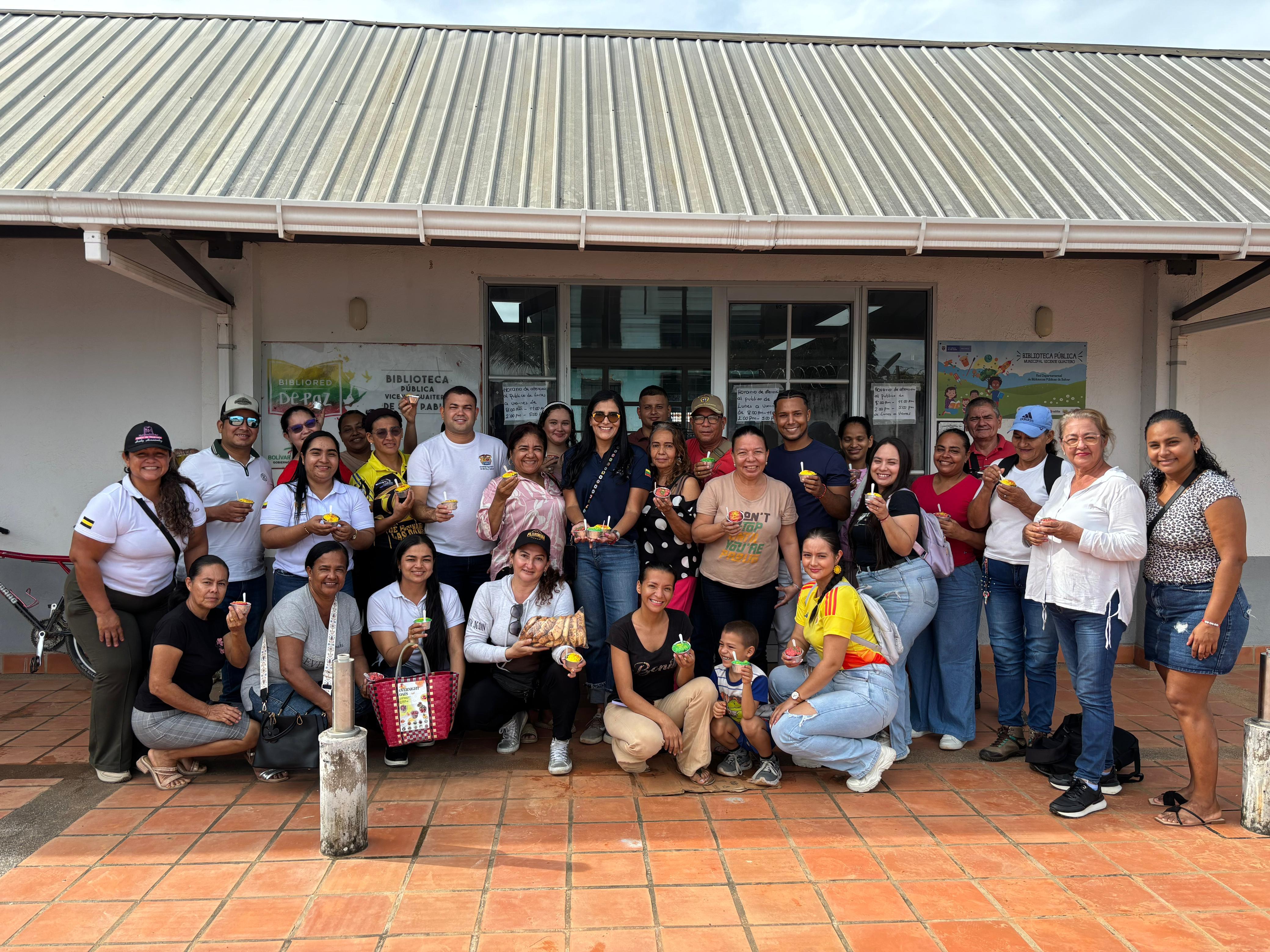 Gobierno de Bolívar impulsa a microempresarios del sur