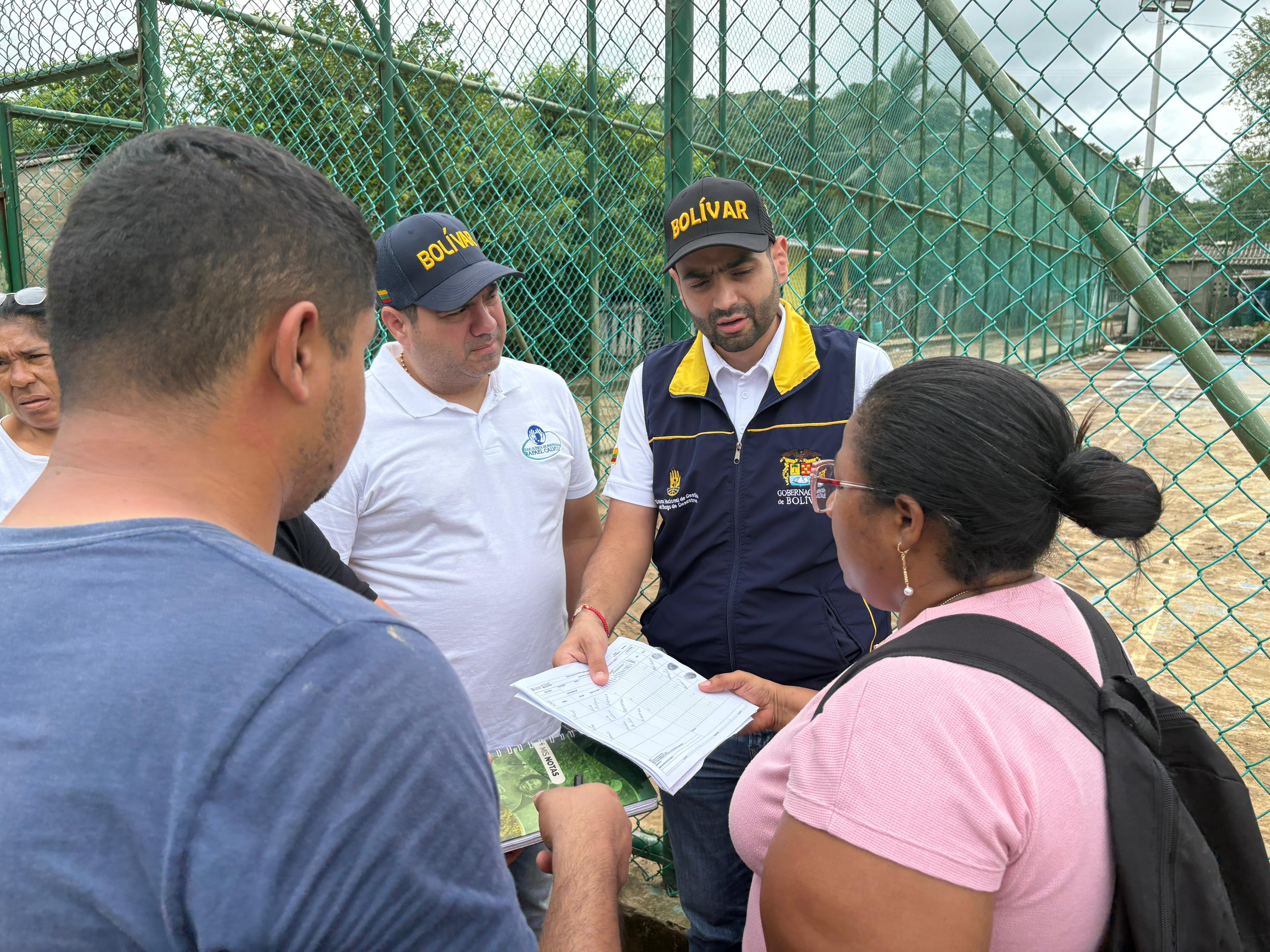 Habitantes de corregimiento en Clemencia recibieron ayudas tras inundación