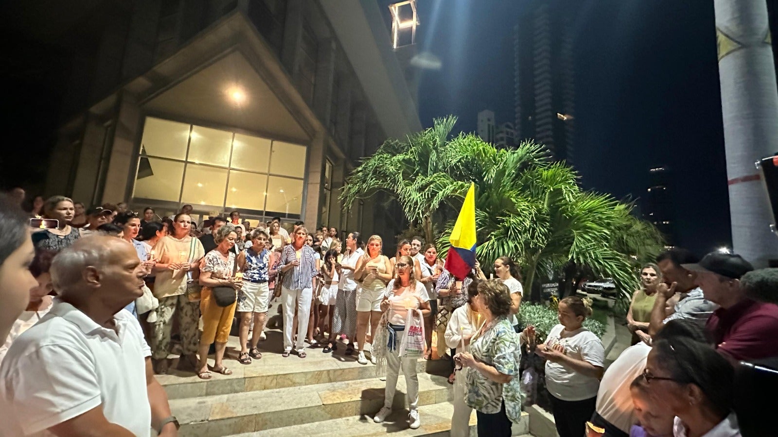 Velatón en Cartagena por Miguel Uribe