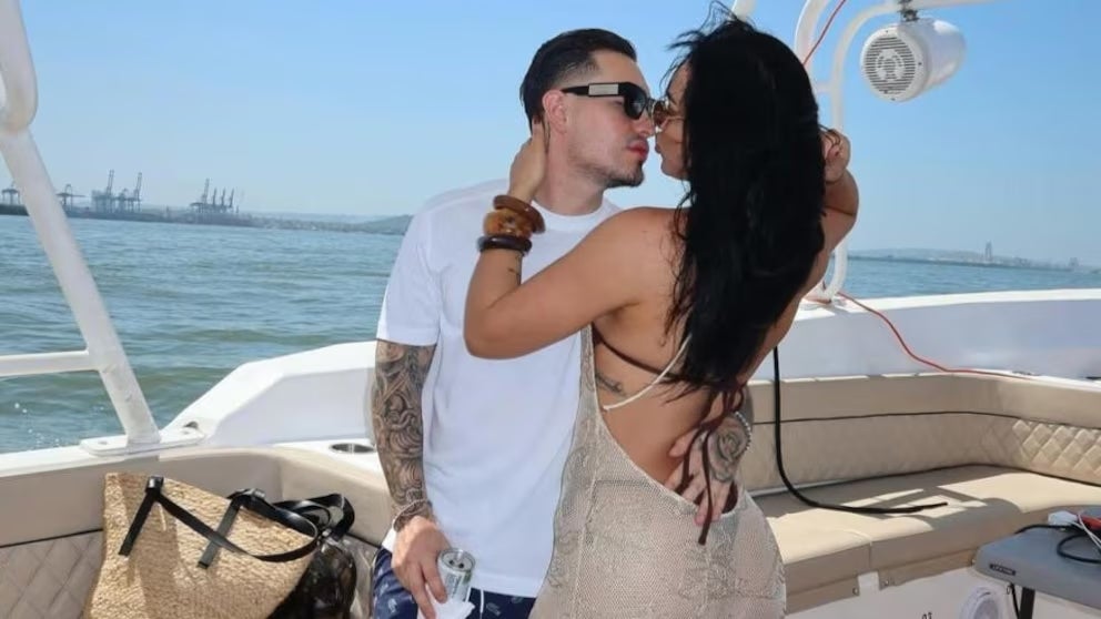 Andrea Valdiri y Juan David Sepúlveda