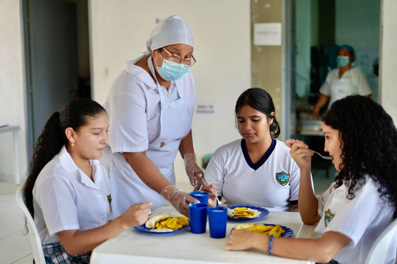 nuevos comedores escolares en Bolívar