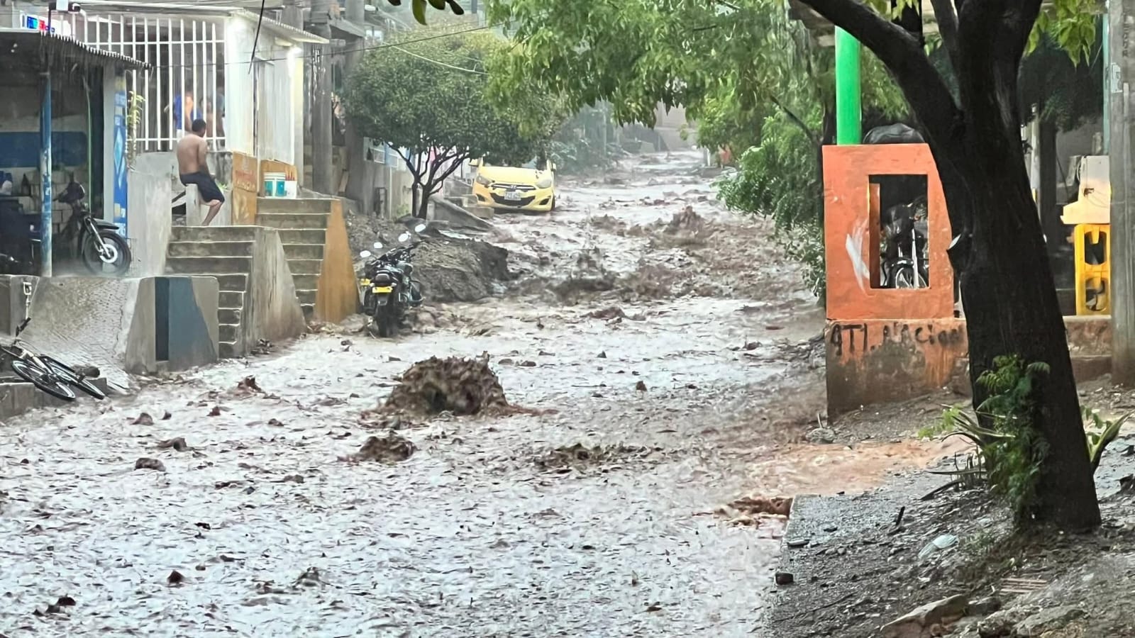 Emergencia en Santa Marta: Aguacero extremo dejó miles de damnificados