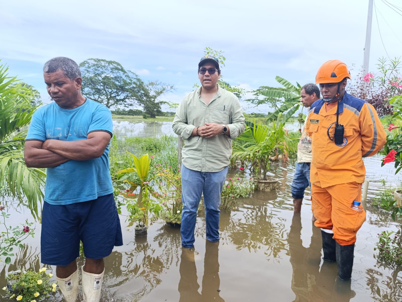 Los organismos de socorro en alerta máxima
