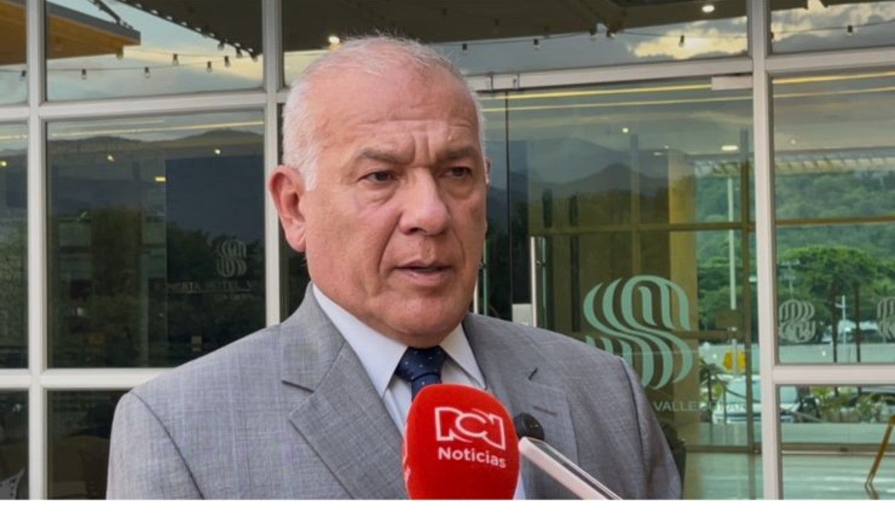 Coronel (r) Publio Hernán Mejía Gutiérrez.