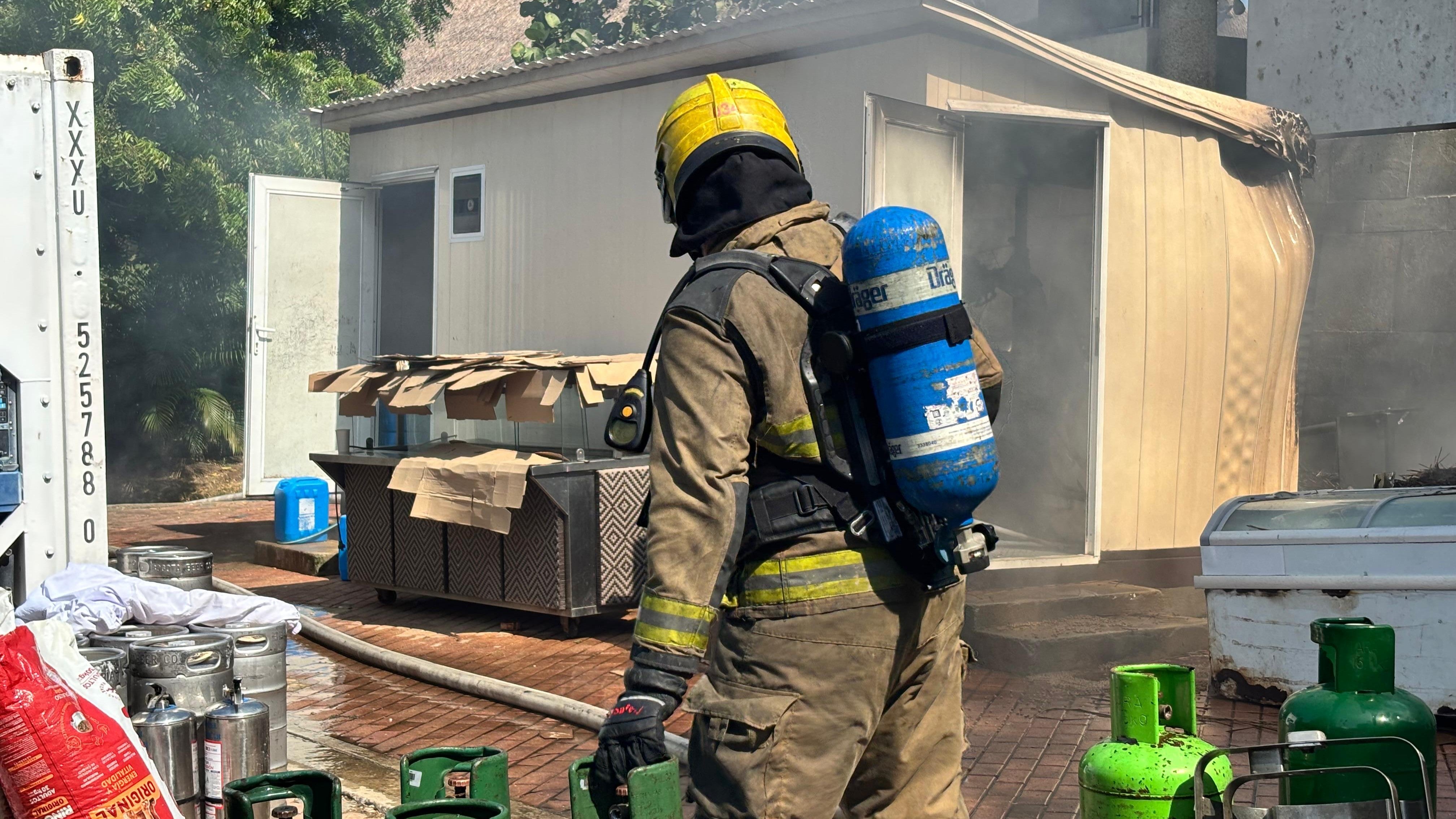 Incendio consumió restaurante de un hotel en Manzanillo zona norte de Cartagena