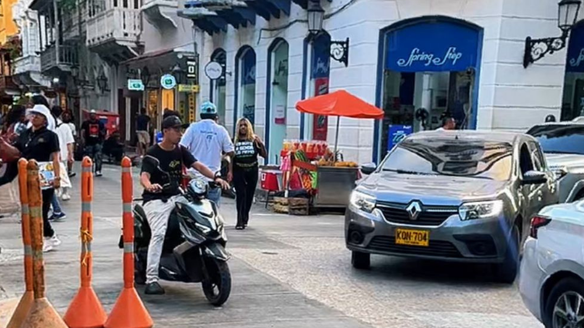 Normas a los vehículos eléctricos